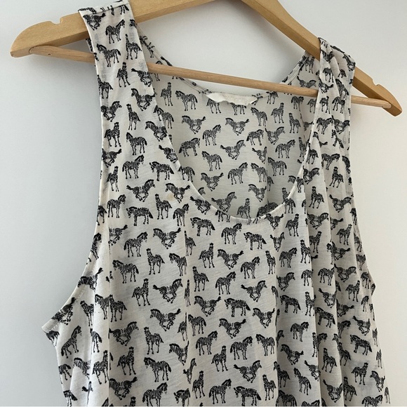 Zebra print flowy tank top - Picture 7 of 8